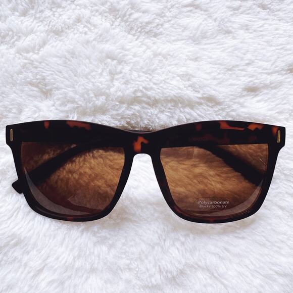 Otto Tortoise Brown Angular Frame Sunglasses - Picture 1 of 12